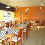 Vvf Les Plages De Guerande ホリデーパーク ラ・トゥルバル