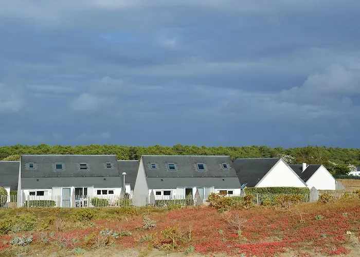 Vvf Les Plages De Guerande ホリデーパーク ラ・トゥルバル